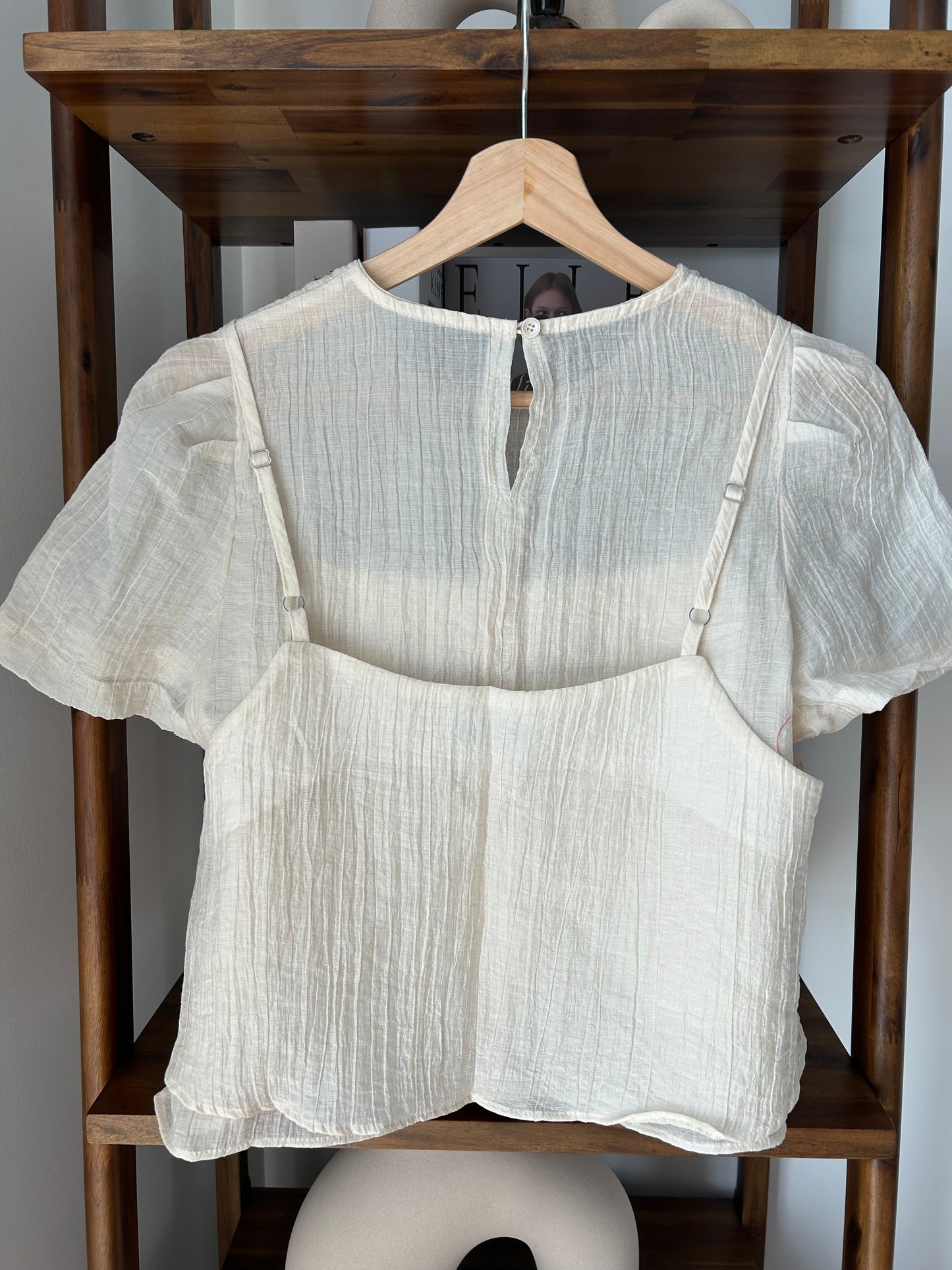 Bonnet Style Blouse Set