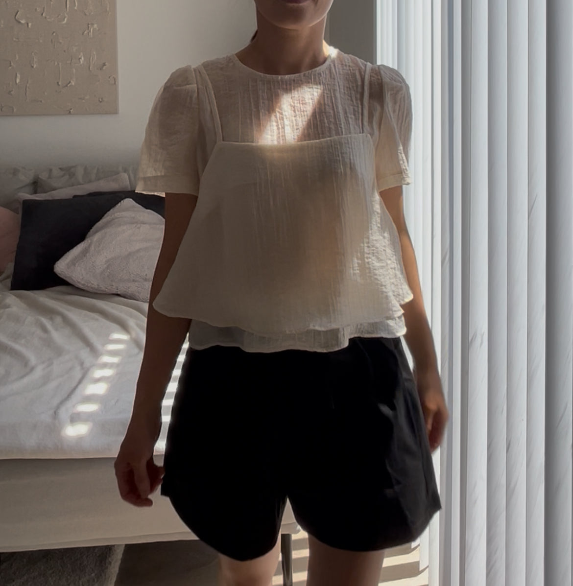 Bonnet Style Blouse Set