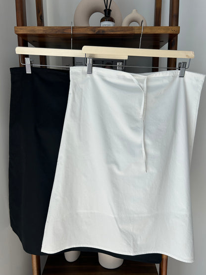 String Unbalanced Skirt