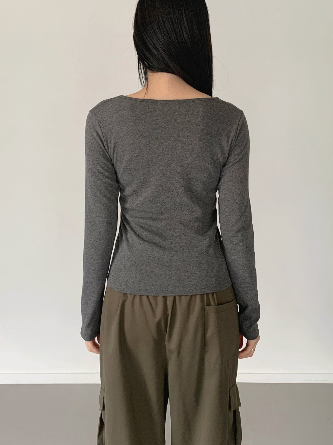 Essential Fitted Long-Sleeve Tee