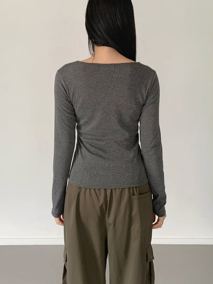 Essential Fitted Long-Sleeve Tee