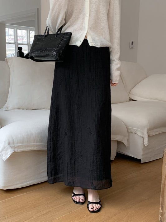 Floral Embroidery Long Skirt